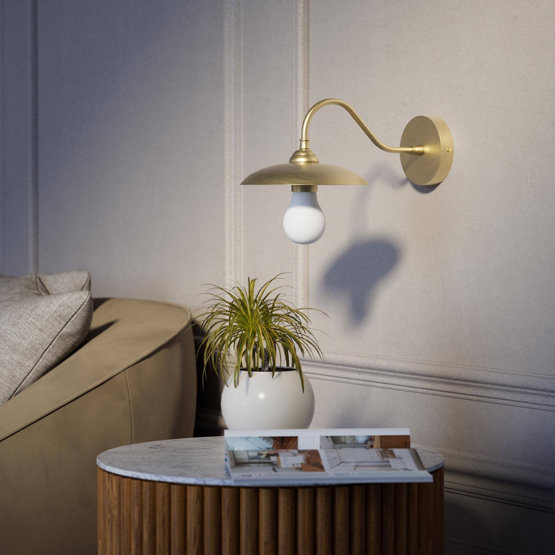 Vintage brass wall lamp with curved arm, ideal for sophisticated interiors by Ghidini 1849 - Finish: OBV Bronze Satin Light Brass