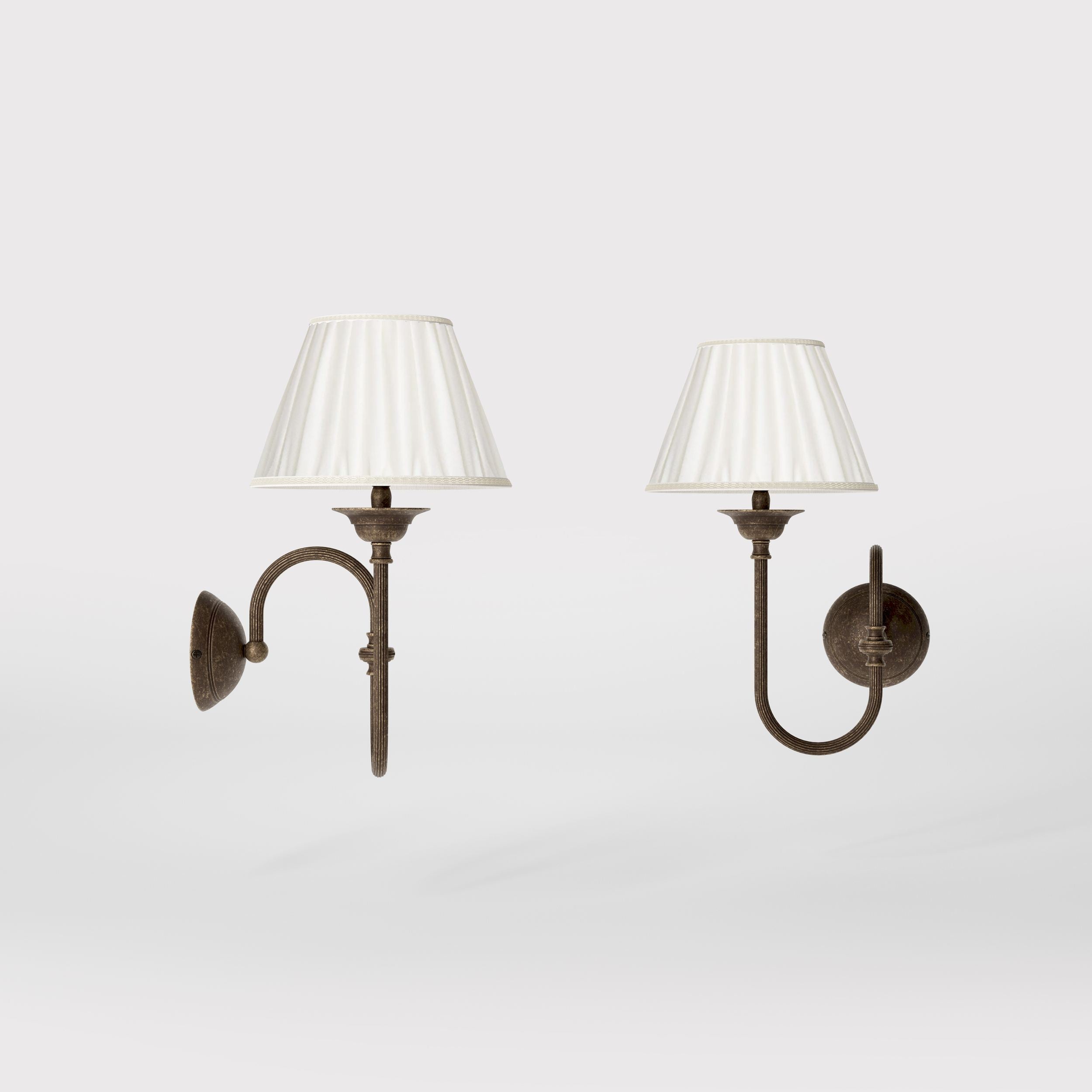 Classic brass wall lamp with curved arm and ivory pleated shade, design inspired by musical instruments Made in Italy by Ghidini 1849 - Finish: OAS Antique Brass