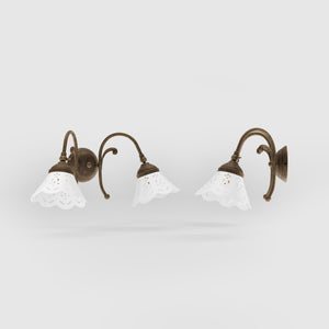 Brass wall lamp with two decorative ceramic shades, classic style Zefira by Ghidini 1849 - Finish: OAS Antique Brass