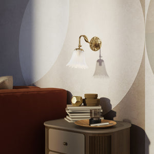 Brass wall lamp with curved arm and floral-shaped frosted glass shade by Ghidini 1849 - Finish: OBS Bronze Satin Brass
