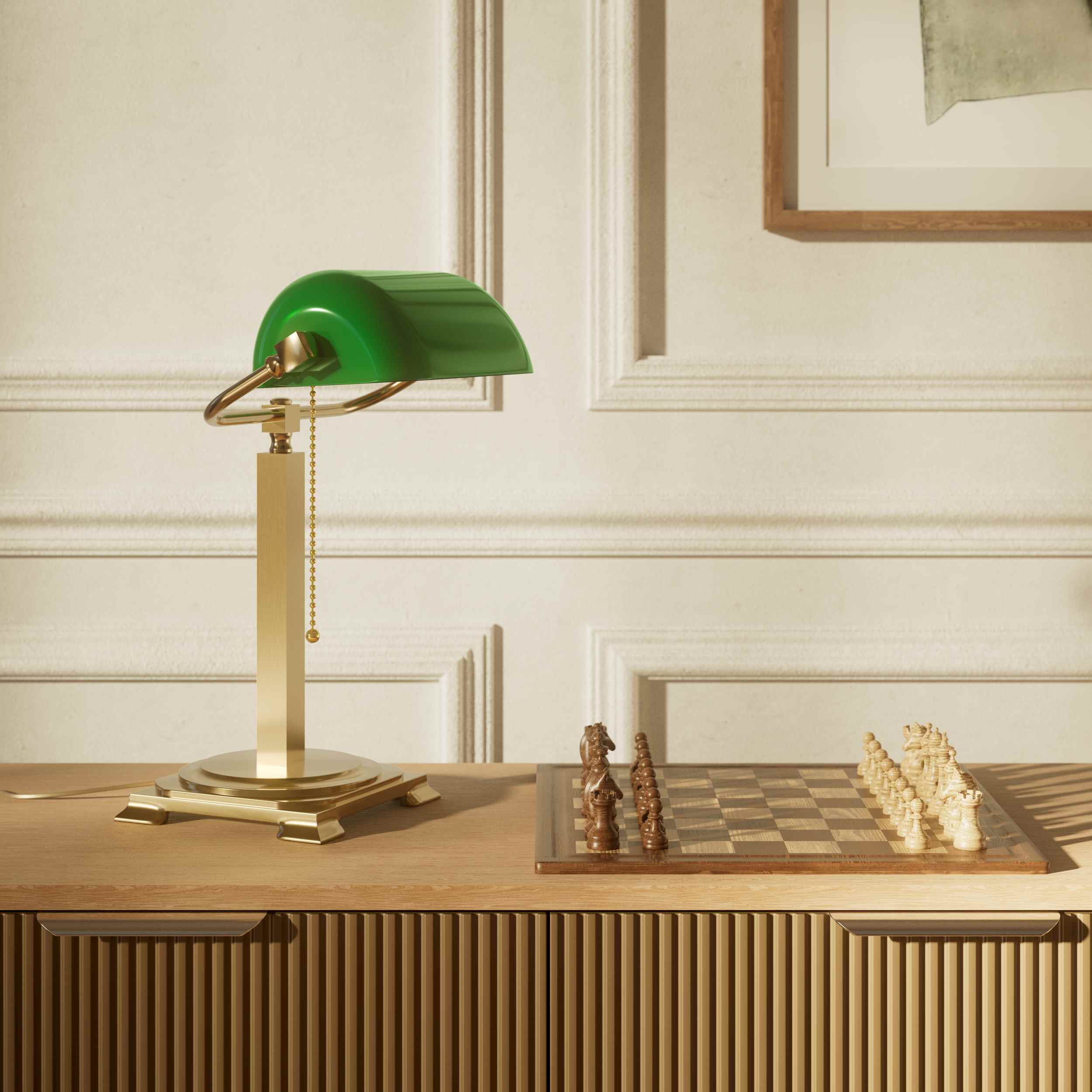 Executive library lamp with green glass shade and brass structure, decorative geometric base and golden pull chain by Ghidini 1849 - Finish: OLV Polished Brass