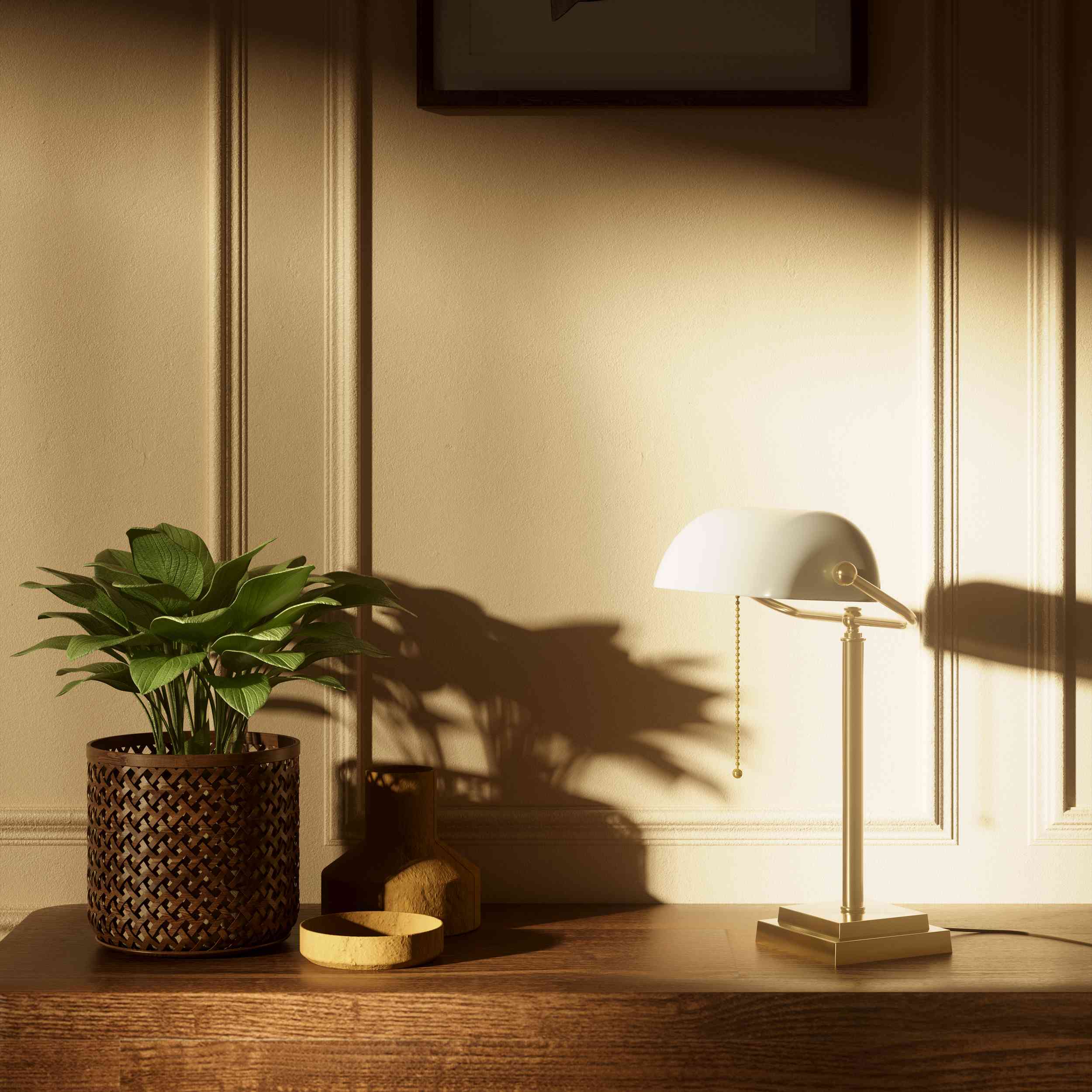 Banker's desk lamp with white glass shade and brass structure, geometric base and golden pull chain for operation by Ghidini 1849 - Finish: OLV Polished Brass