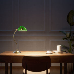 Banker's lamp with curved stem, green glass shade and domed brass base, golden pull chain for operation by Ghidini 1849 - Finish: OLV Polished Brass
