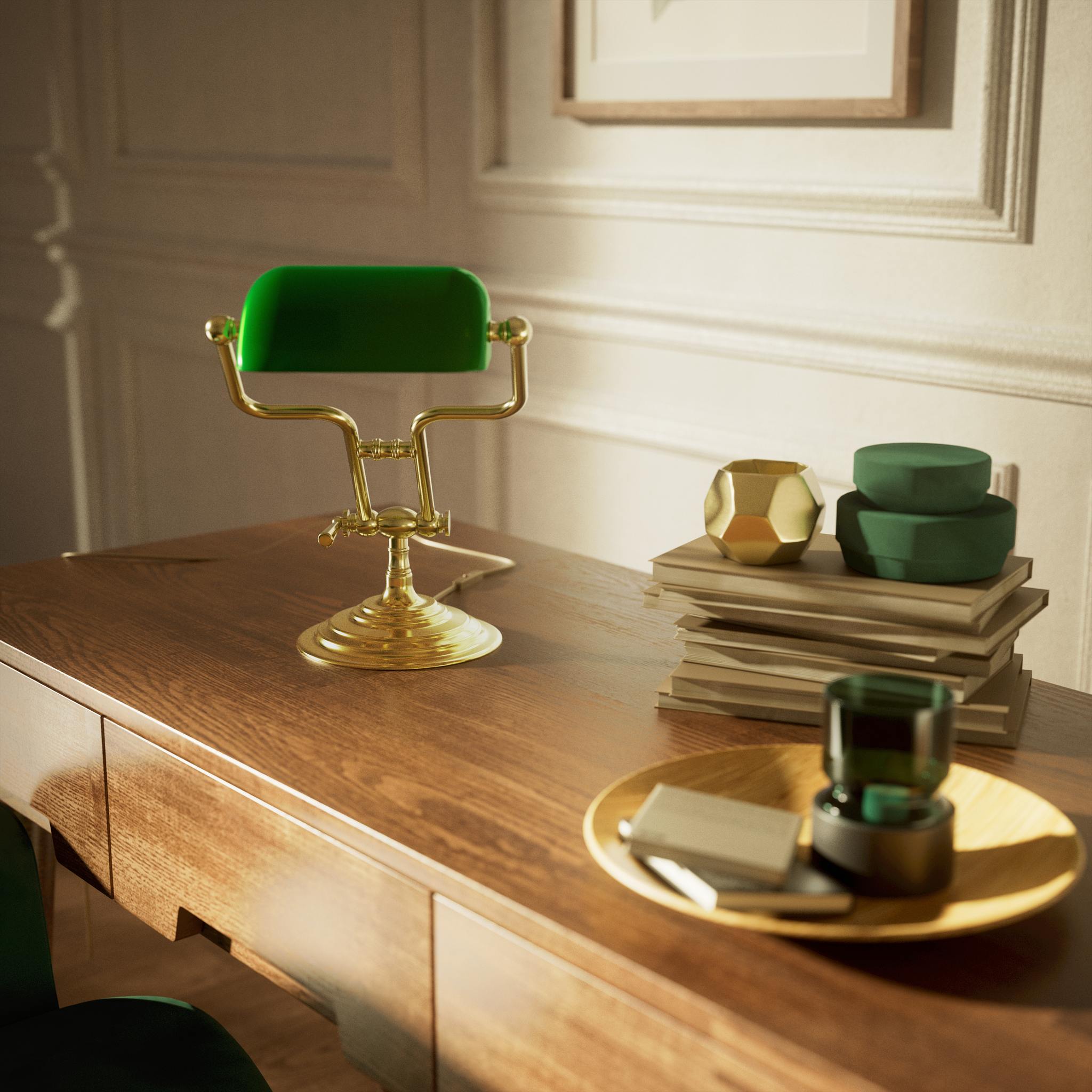 Small banker's lamp with green shade, adjustable brass arm and turned stepped base by Ghidini 1849 - Finish: OLV Polished Brass