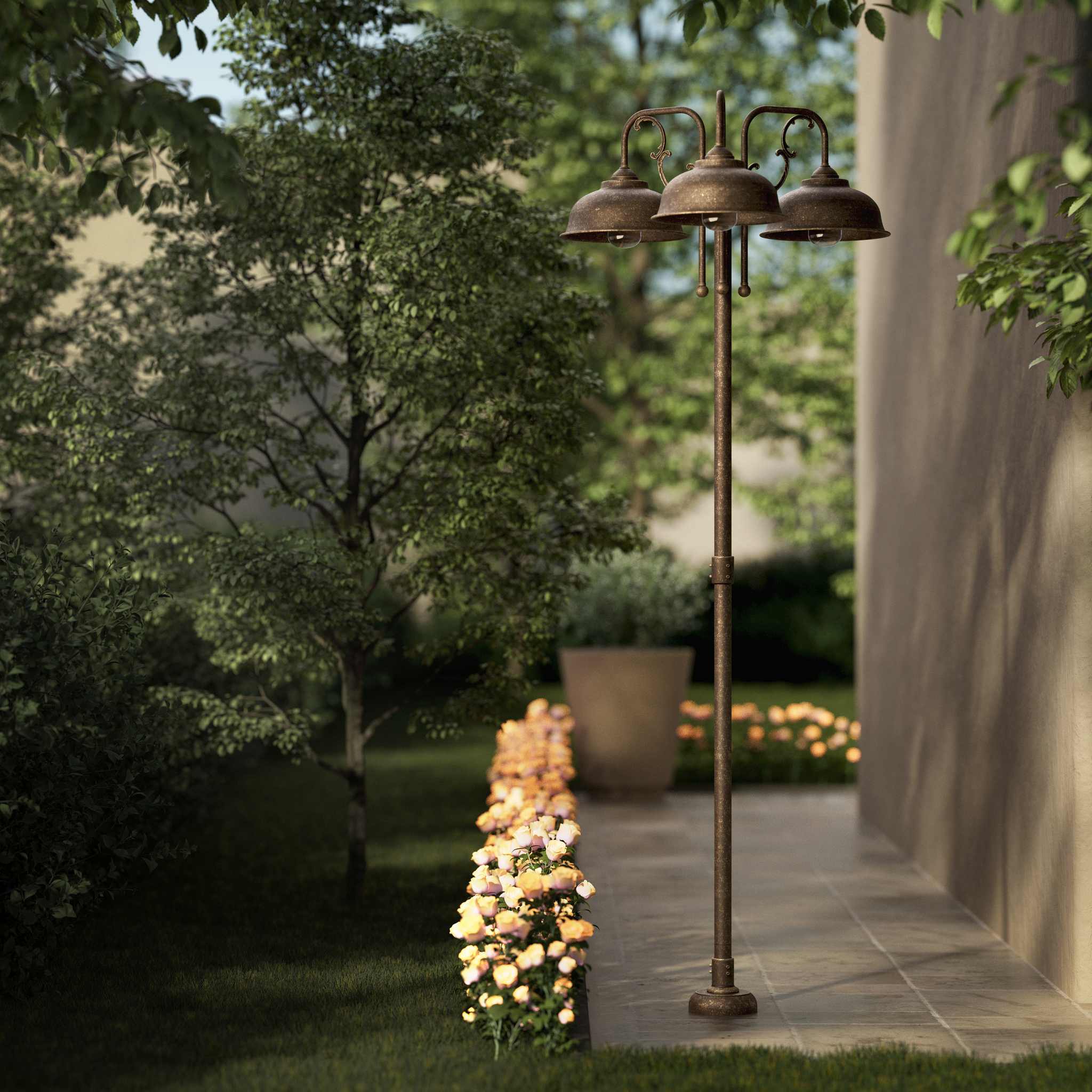 Classic brass and glass garden lamp with three decorative arms, outdoor lighting by Ghidini 1849 - Finish: OAS Antique Brass