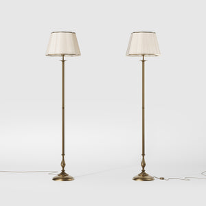 Classic brass floor lamp with fluted stem and pleated ivory fabric shade with decorative trim Petalo collection by Ghidini 1849 - Finish: OBS Bronze Satin Brass