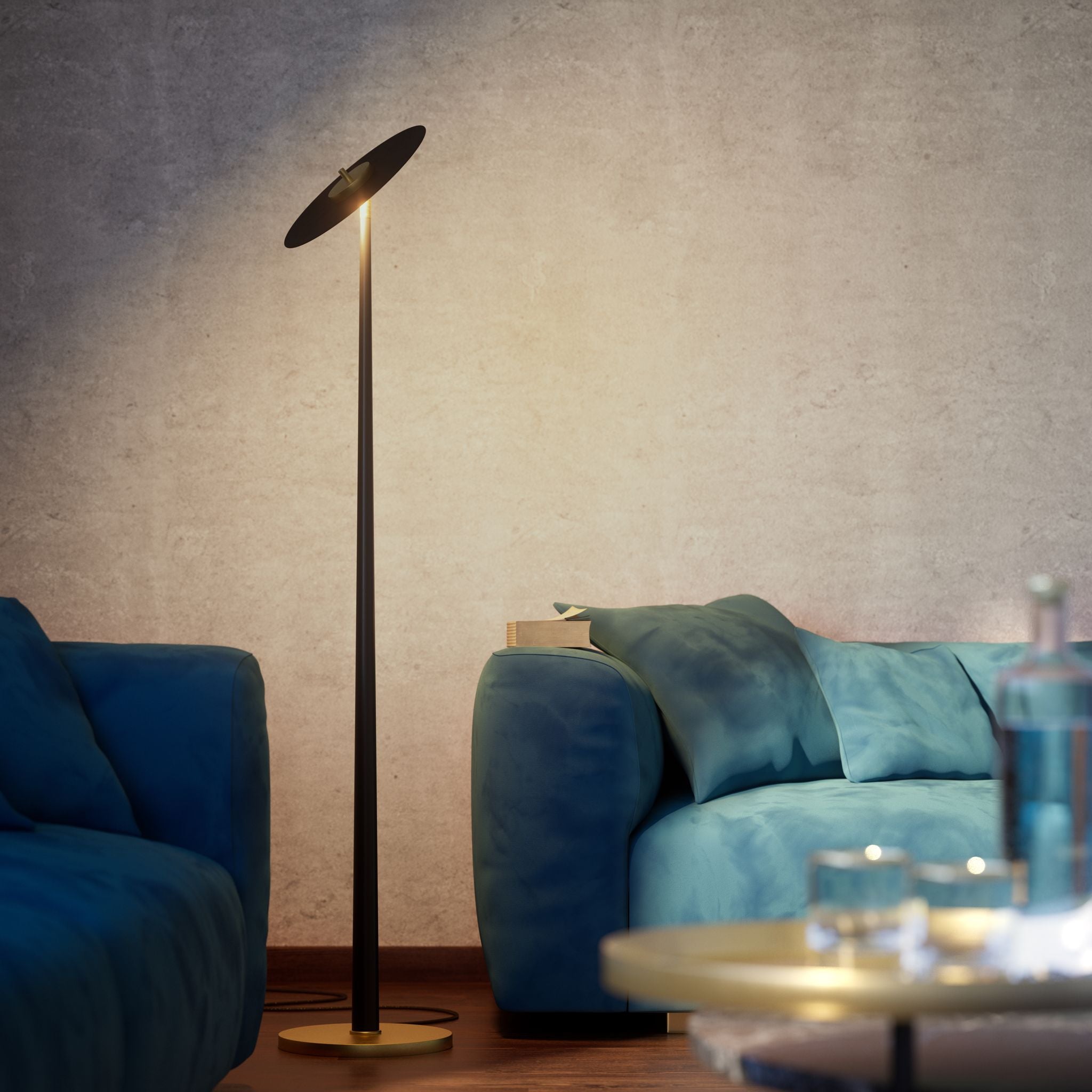 Modern floor lamp in brass and iron with an adjustable black disc, minimalist design, perfect for living rooms and office spaces by Ghidini 1849 - Finish: OBV Bronze Satin Light Brass