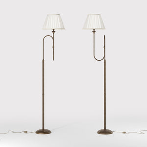 Brass floor lamp with trumpet arm and ivory pleated shade, musical design Made in Italy by Ghidini 1849 - Finish: OAS Antique Brass