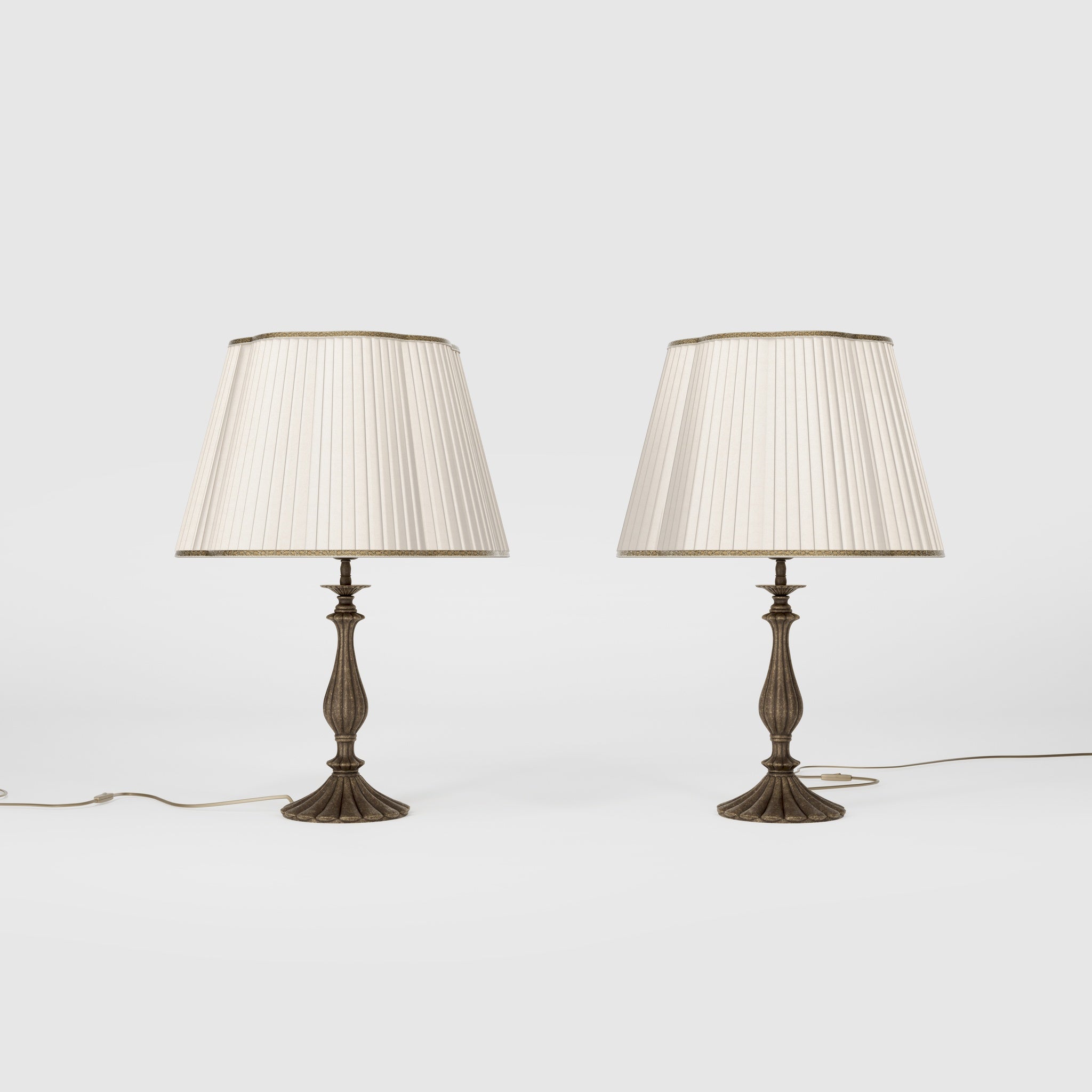 Classic brass table lamp with ivory pleated shade, shaped base and elegant decorations, Petalo collection Made in Italy by Ghidini 1849 - Finish: OAS Antique Brass
