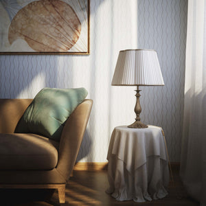 Classic brass table lamp with ivory pleated shade, shaped base and elegant decorations, Petalo collection Made in Italy by Ghidini 1849 - Finish: OAS Antique Brass