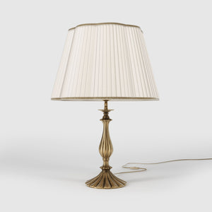 Classic brass table lamp with ivory pleated shade, shaped base and elegant decorations, Petalo collection Made in Italy by Ghidini 1849 - Finish: OBS Bronze Satin Brass