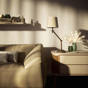 Classic brass table lamp with fluted stem adjustable double joint and grey linen-effect fabric shade Made in Italy by Ghidini 1849 - Finish: OBM Bronze Satin Matt Brass