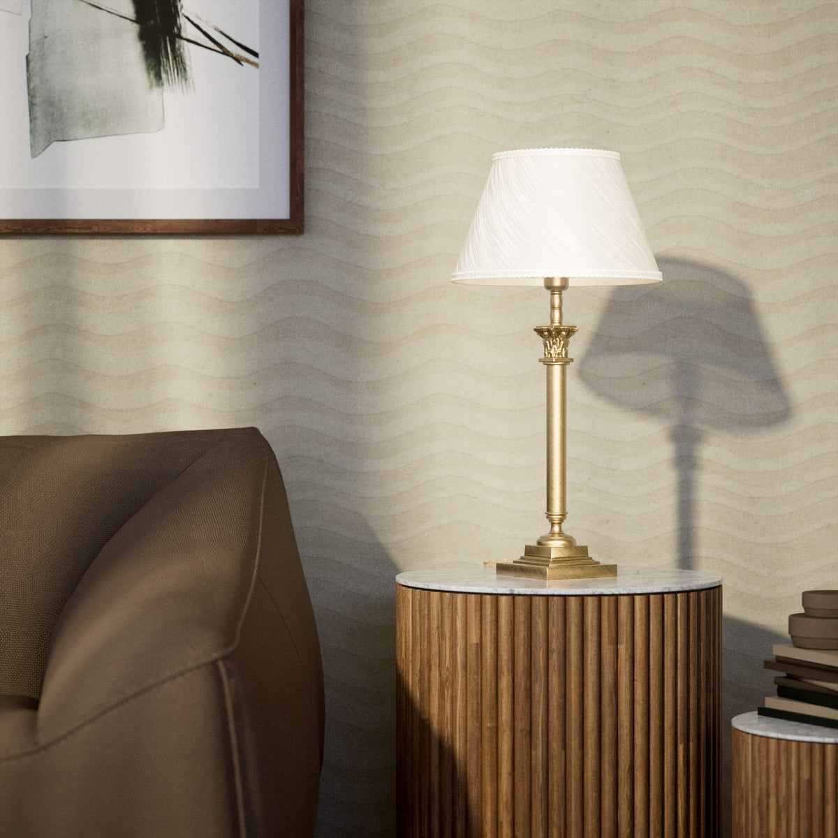 Brass table lamp with classic fabric shade in ivory white, decorative capital detail, ideal for elegant and timeless interiors by Ghidini 1849 - Finish: OBS Bronze Satin Brass