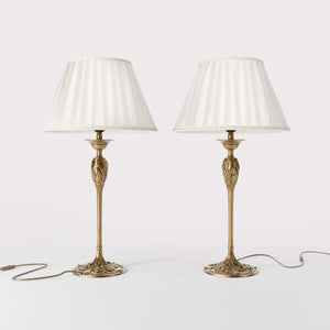 Liberty style table lamp Simona collection with decorated brass base featuring floral motifs and pleated ivory white fabric lampshade by Ghidini 1849 - Finish: OBS Bronze Satin Brass
