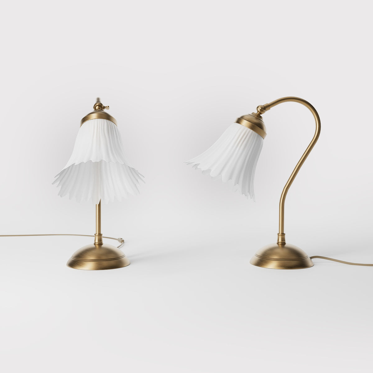 Table lamp with adjustable brass arm and wavy frosted glass shade, round base, classic Italian design by Ghidini 1849 - Finish: OBS Bronze Satin Brass