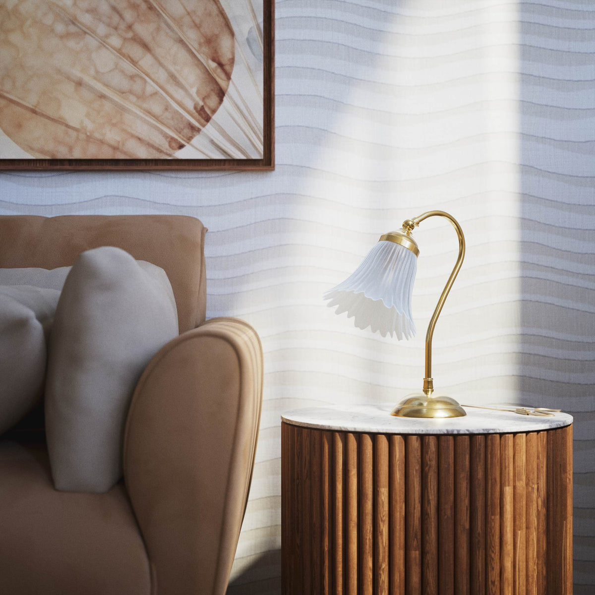 Table lamp with adjustable brass arm and wavy frosted glass shade, round base, classic Italian design by Ghidini 1849 - Finish: OLV Polished Brass
