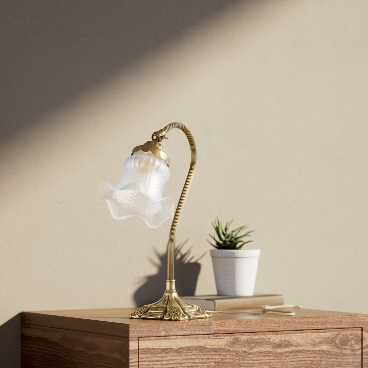 Baroque table lamp with frosted glass shade, brass base richly decorated with volutes, Italian design by Ghidini 1849 - Finish: OBS Bronze Satin Brass