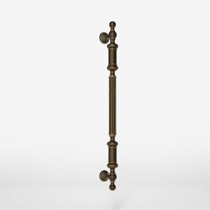 Neoclassical brass pull handle with fluted details, ideal for interior and exterior doors by Ghidini 1849 - Finish: OBM Bronze Satin Matt Brass