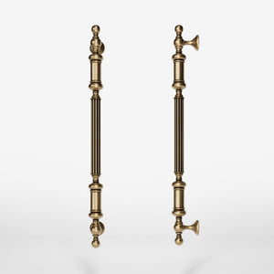 Neoclassical brass pull handle with fluted details, ideal for interior and exterior doors by Ghidini 1849 - Finish: OBS Bronze Satin Brass