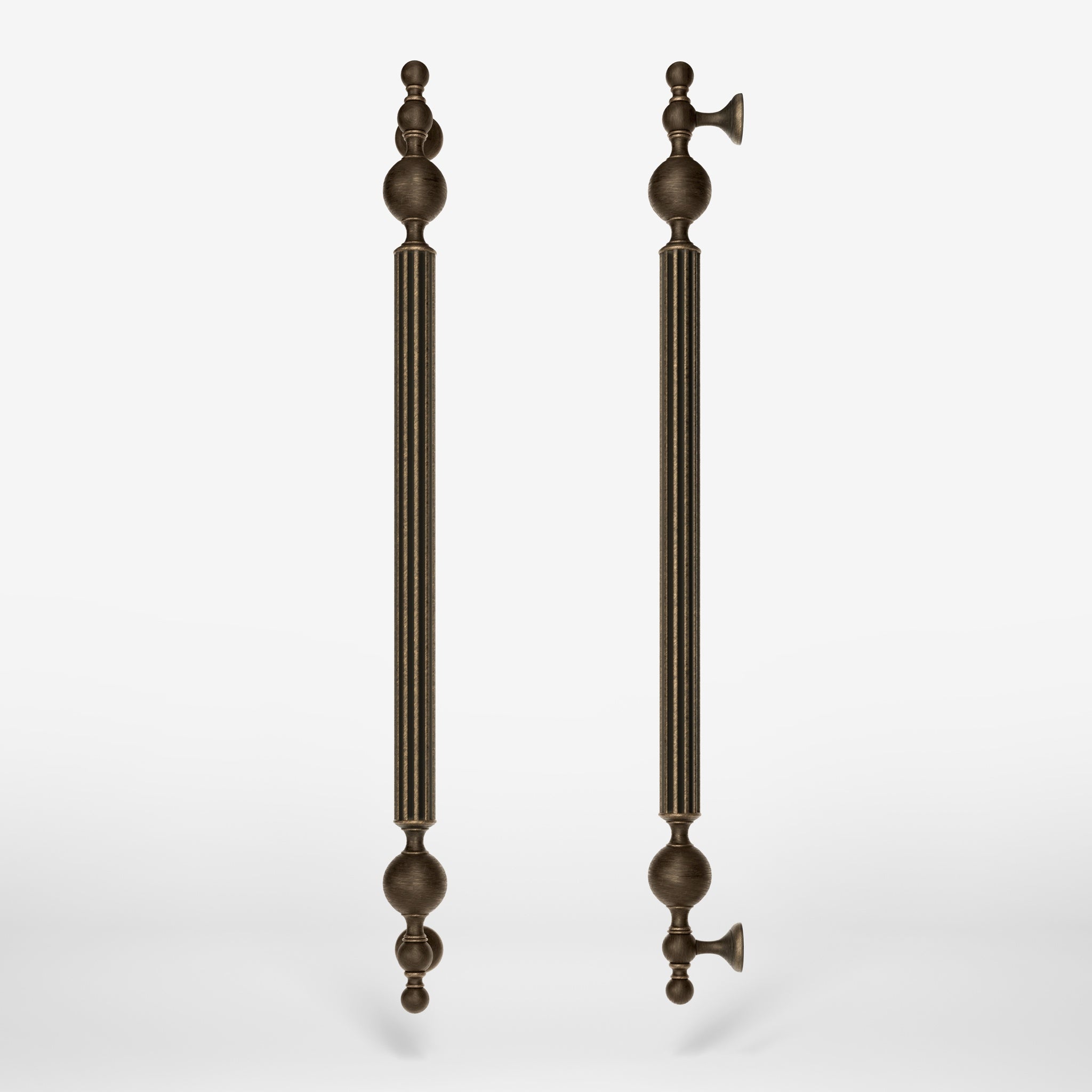 Brass pull handle with fluted structure and ornate finials, single or double installation, ideal for classic doors by Ghidini 1849 - Finish: OBM Bronze Satin Matt Brass