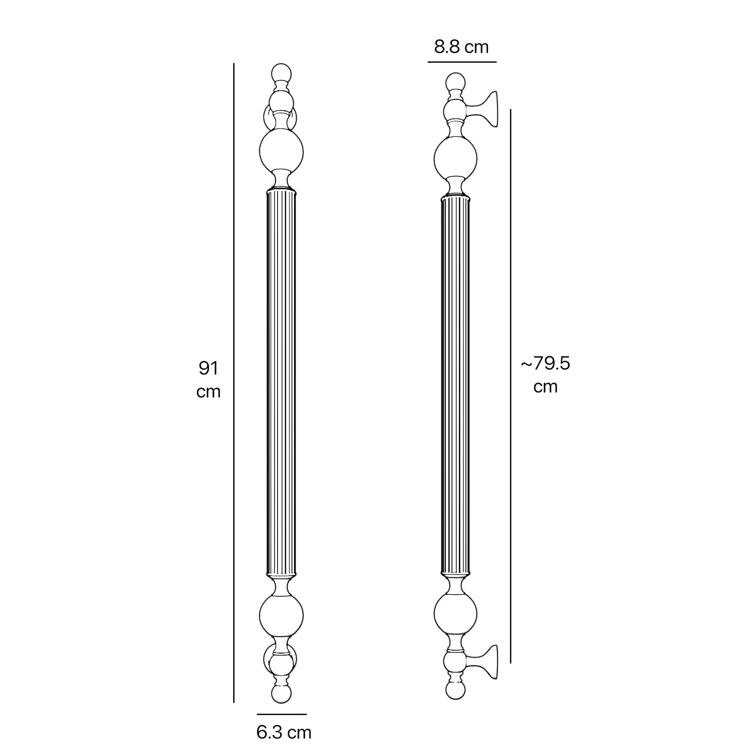 Brass pull handle with fluted structure and ornate finials, single or double installation, ideal for classic doors by Ghidini 1849