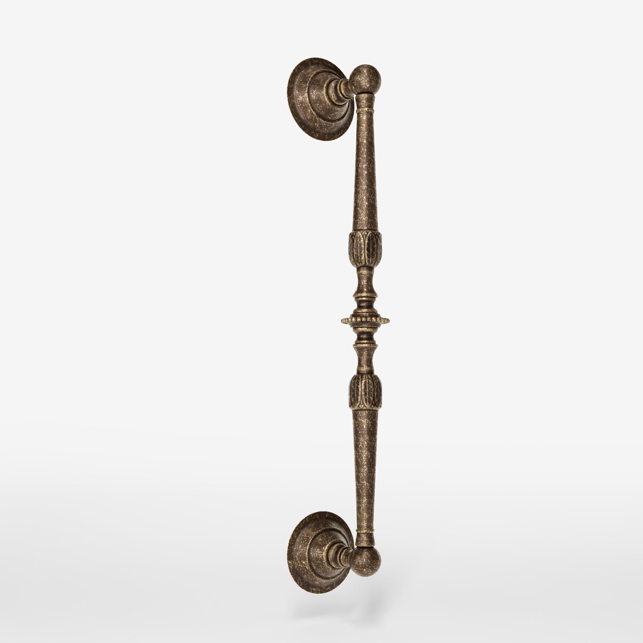 Brass pull handle with engraved details and classic design, ideal for interior and exterior doors by Ghidini 1849 - Finish: OAS Antique Brass