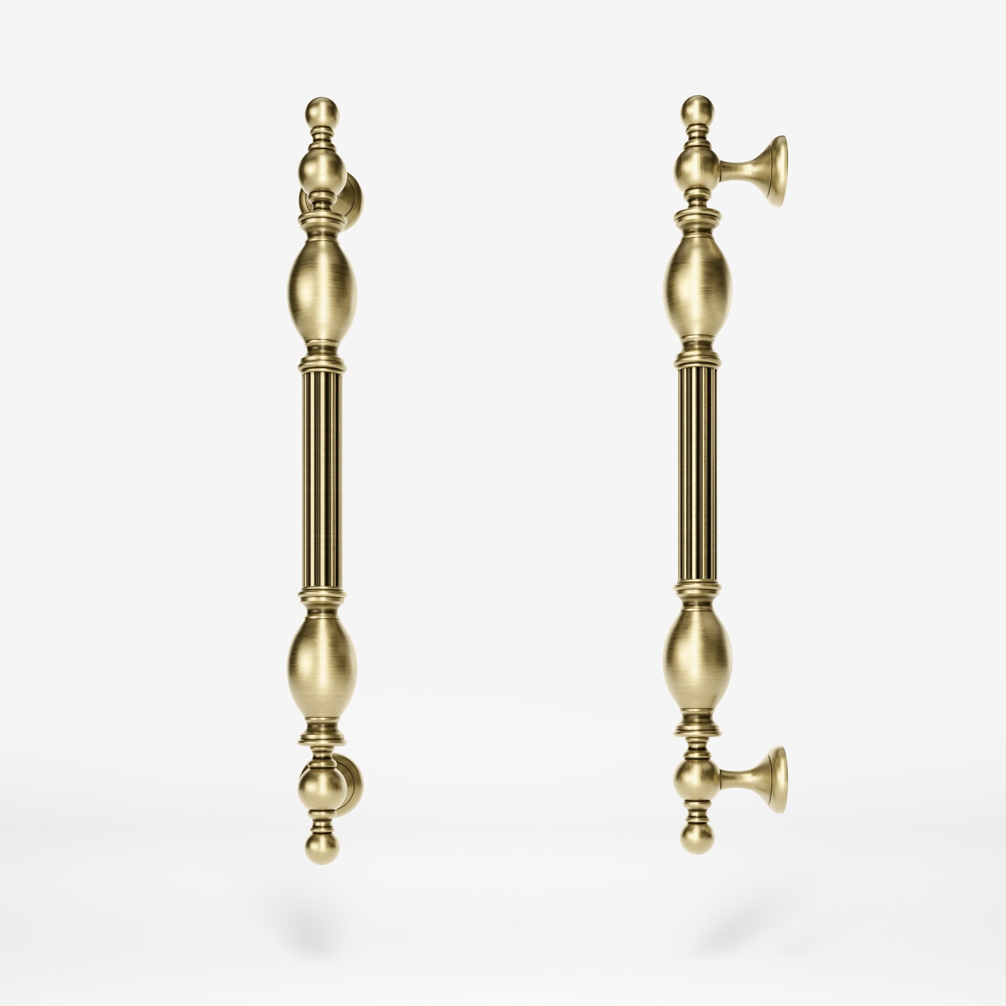 Brass pull handle with sculpted Renaissance details, ideal for historic doors and elegant interiors by Ghidini 1849 - Finish: OBV Bronze Satin Light Brass