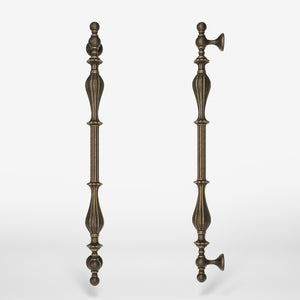 Brass pull handle with refined lines and sculpted details, suitable for single or bilateral installation on classic doors by Ghidini 1849 - Finish: OBM Bronze Satin Matt Brass