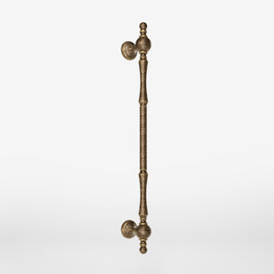 Decorative brass pull handle for classic doors with turned details and artisanal Made in Italy quality by Ghidini 1849 - Finish: OAS Antique Brass