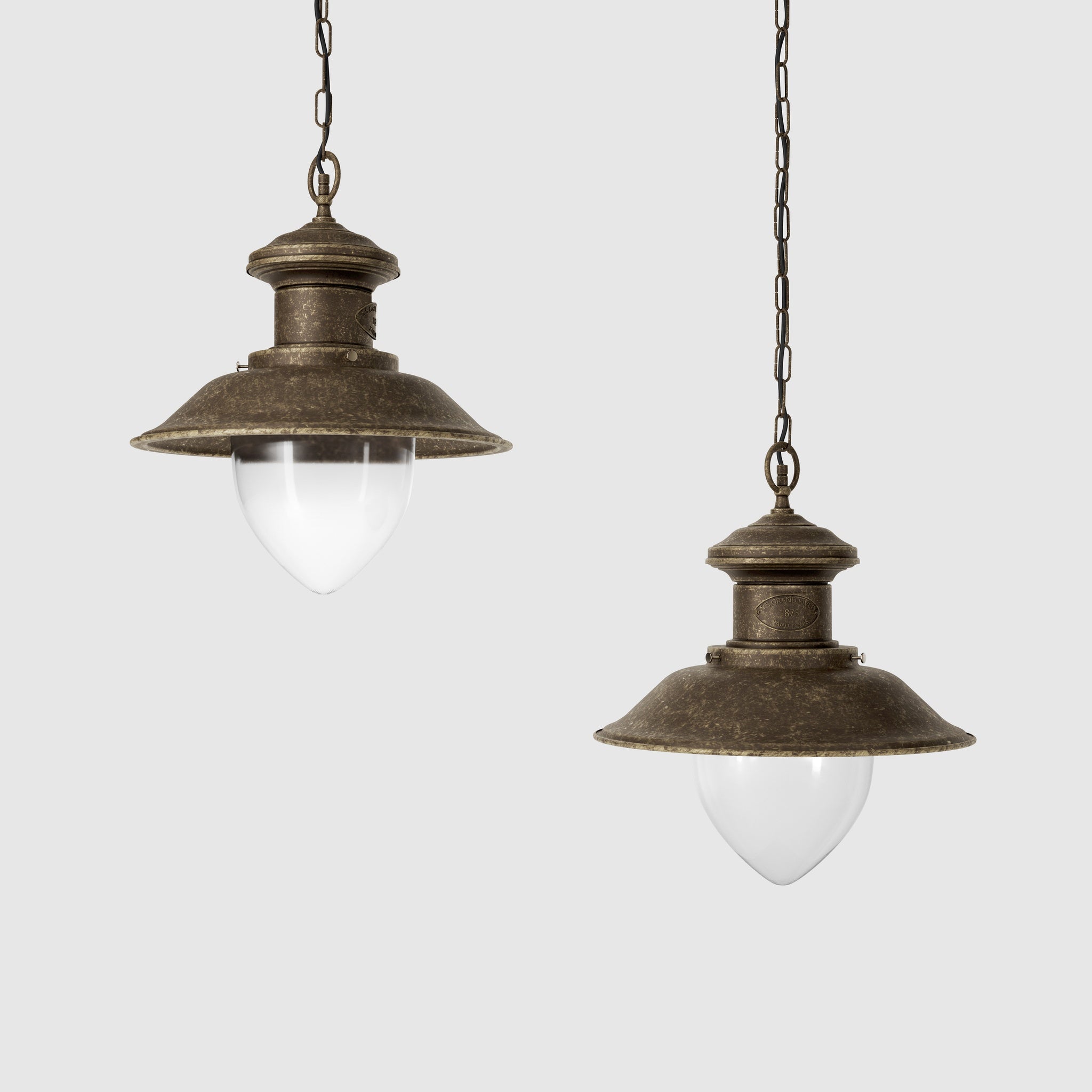 Outdoor pendant lantern in maritime style with pinecone-shaped glass diffuser and adjustable chain by Ghidini 1849 - Finish: OAS Antique Brass