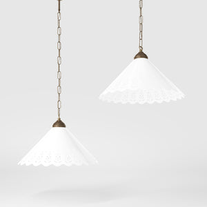 Classic pendant lamp with white pierced ceramic shade floral patterns and brass chain by Ghidini 1849 - Finish: OAS Antique Brass