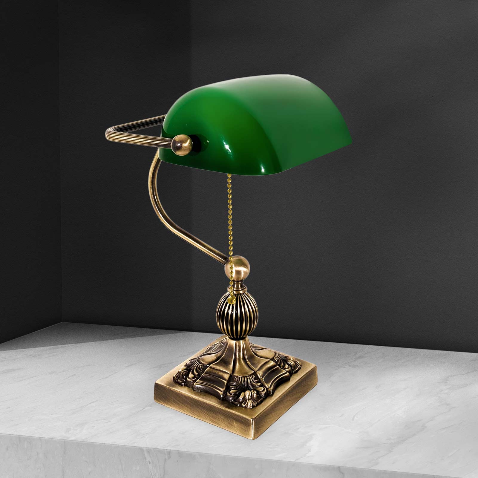 Bankers lamp online green