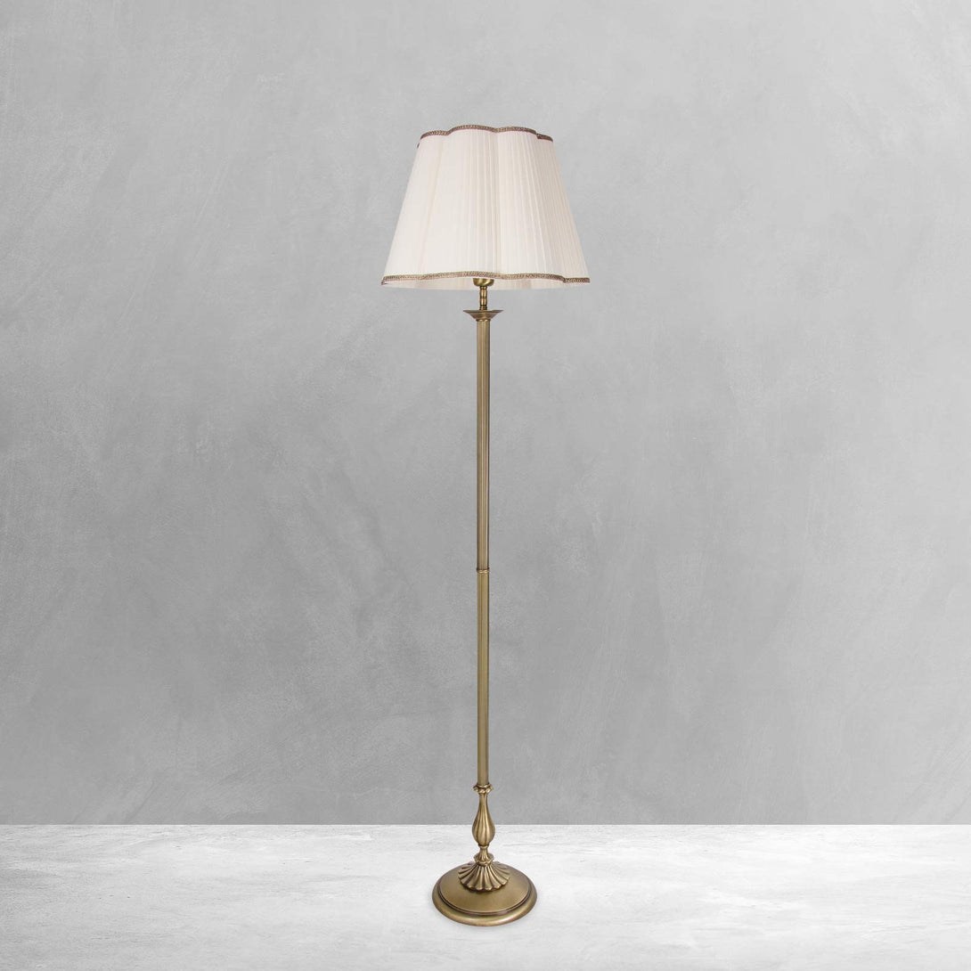 Classic Standing Lamp Brass White Lamp Shade Petalo Ghidini 1849