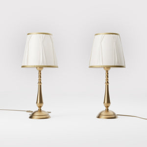 Classic brass table lamp with ivory fabric shade and decorative trims, round base and turned stem by Ghidini 1849 - Dimension/Finish: Medium / OBS Bronze Satin Brass