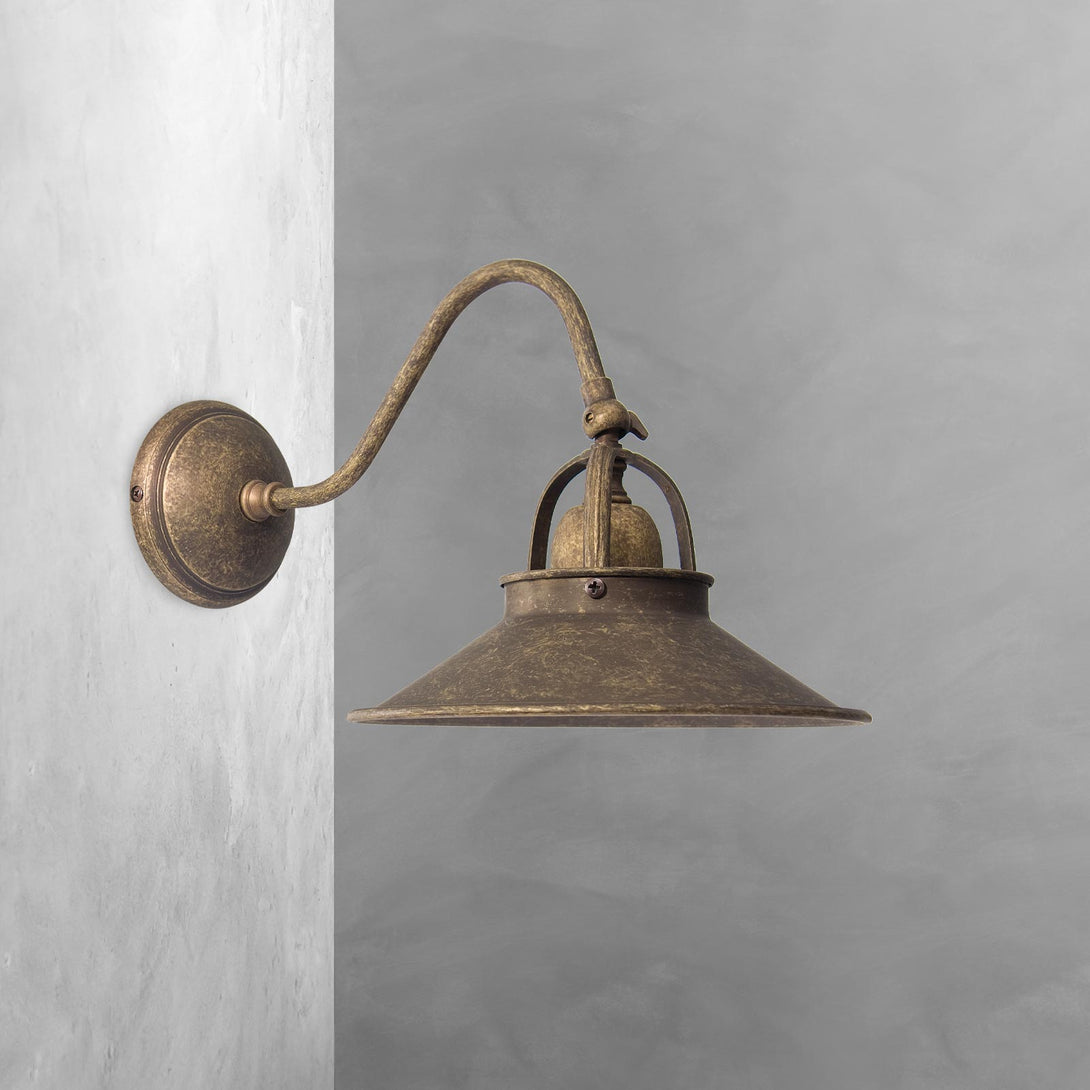 Old Style Wall Light Aged Brass Adjustable Country Ghidini 1849