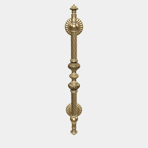 Brass pull handle with Baroque engravings and intricate details, ideal for luxury doors by Ghidini 1849 - Finish: OBV Bronze Satin Light Brass