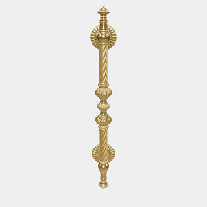 Brass pull handle with Baroque engravings and intricate details, ideal for luxury doors by Ghidini 1849 - Finish: OLV Polished Brass