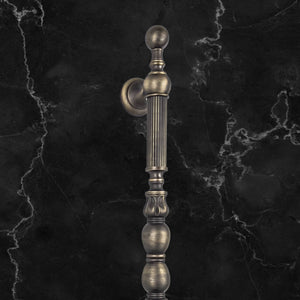 Retro Pull Handle with Solid Ornated Brass | Ghidini 1849