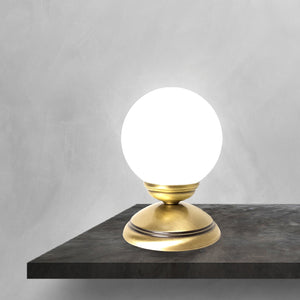 Small Globe Table Lamp In Brass and Glass Premium | Ghidini 1849