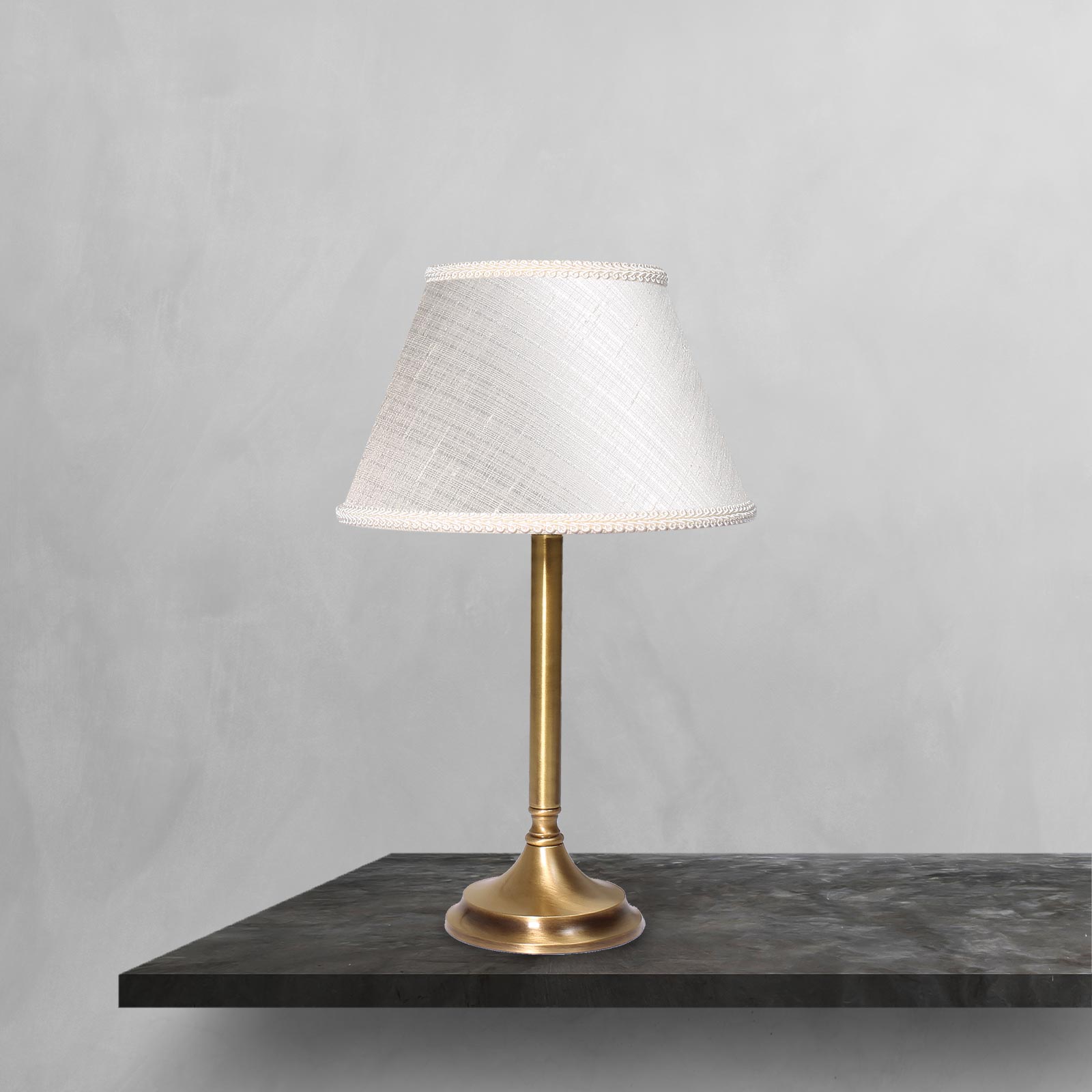 Vintage Abat Jour Premium Brass And White Fabric | Ghidini 1849